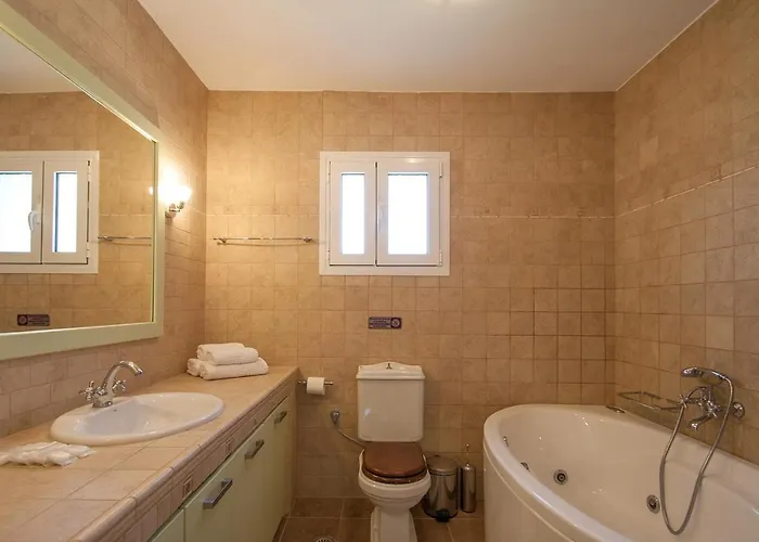 Iliotropio * Achladies (Skiathos)